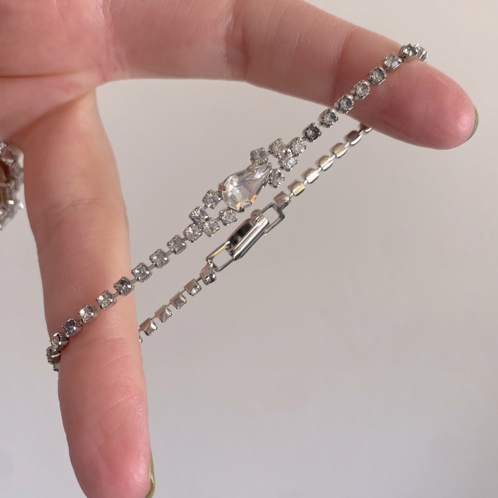 Elegant Silver Tone Rhinestone Bracelet with Teardrop Center Rhinestone